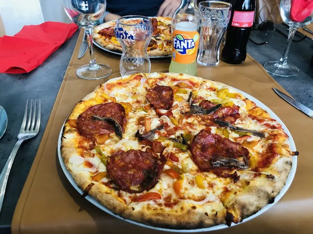 Menu_Pizzeria la Moda_Walcourt_image_9