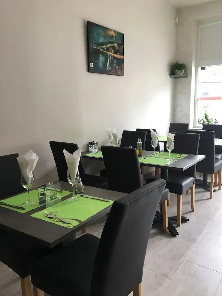 Pizzeria la Moda Restaurant in Walcourt