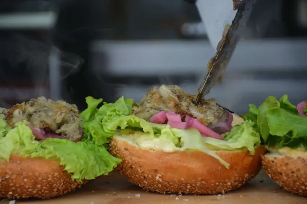 LOKAL Foodtruck_Villers-le-Bouillet_slider_image_3