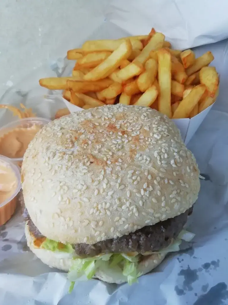 Menü_Maxi-Frites_Villers-le-Bouillet_Bild_9