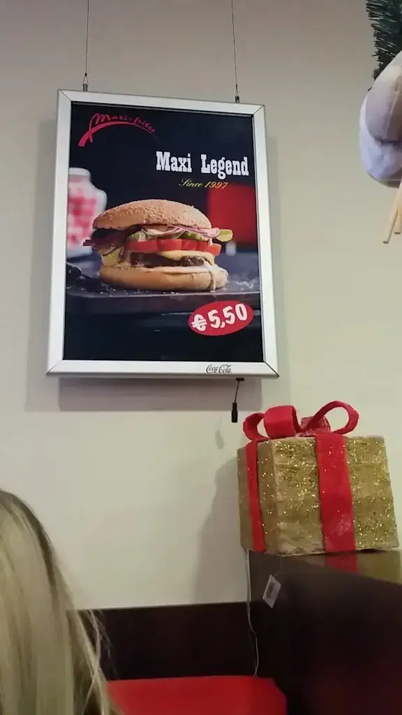 Maxi-Frites_Villers-le-Bouillet_slider_image_2