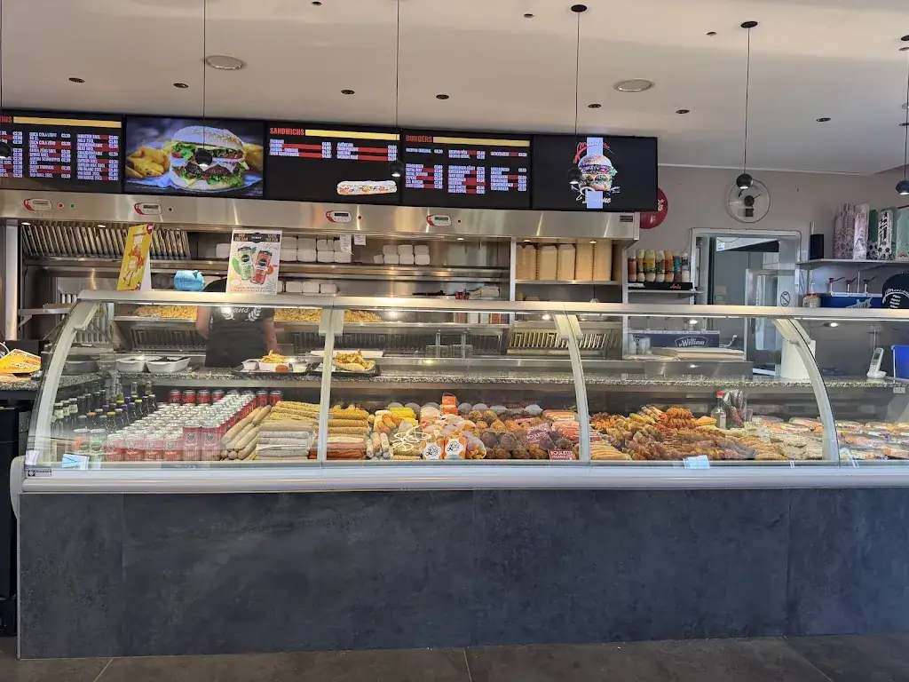 Maxi-Frites_Villers-le-Bouillet_slider_image_3