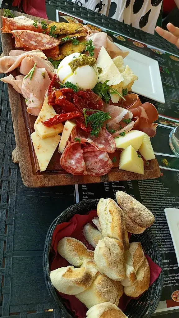 Andreas Arbogast_La Focaccia_Wanze_review