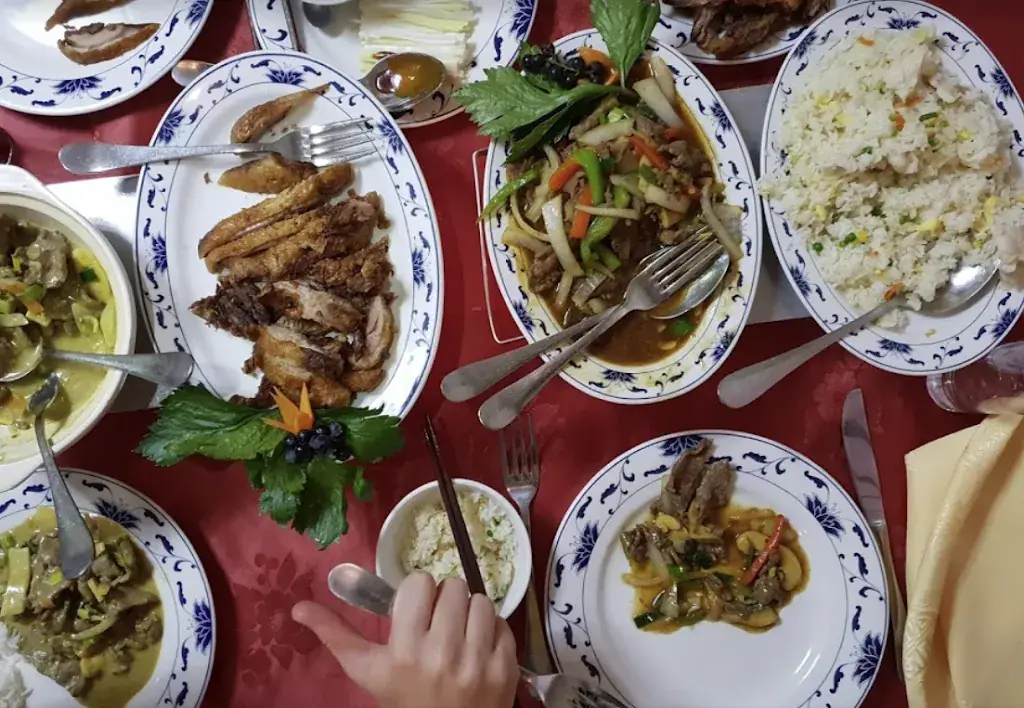 Le Pékin._Wanze_slider_image_2