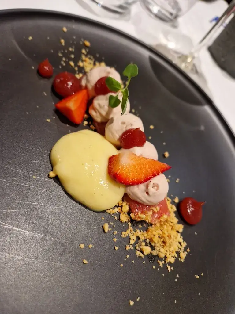 Table M_Wanze_slider_image_2