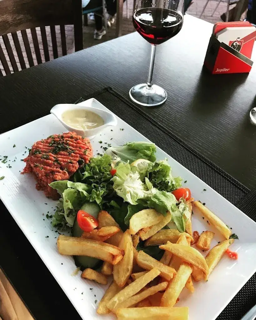 Le Côté Court_Wanze_slider_image_2