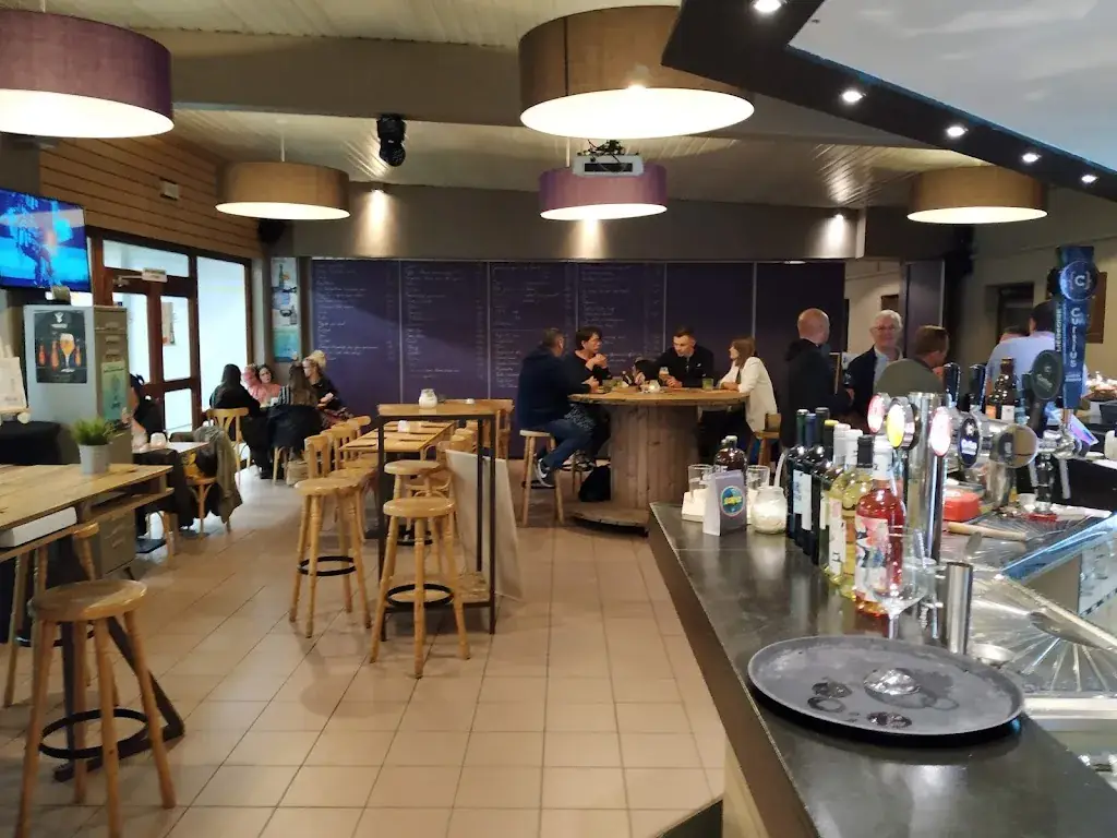 Brasserie 21 - Burger Bar Local_Wanze_slider_image_1