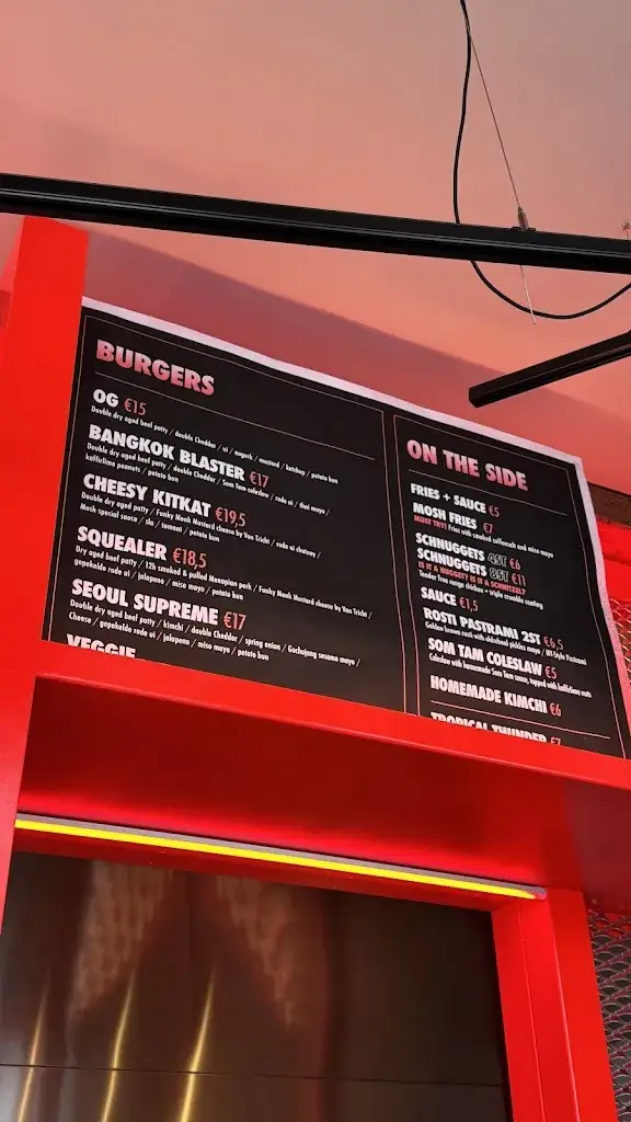 Menu_MOSH! Smashburgers & more_Brugge_image_1
