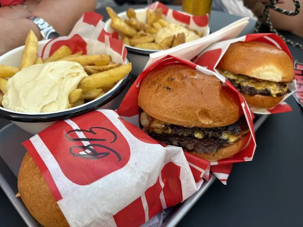 MOSH! Smashburgers & more_Brugge_slider_image_3