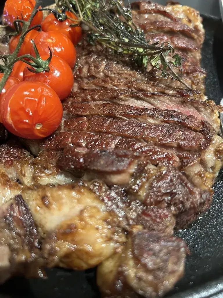 Mehmet Çakmaz_De Stove_Brugge_review