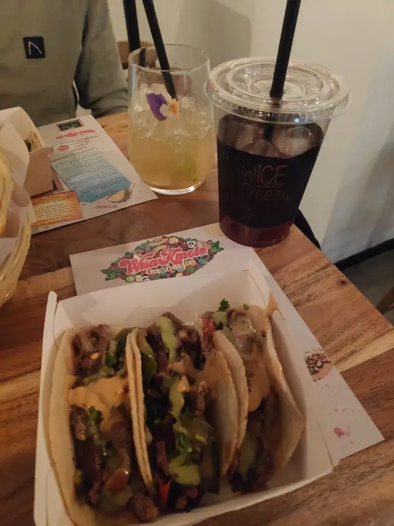 Menu_WuaKmole Latin Street Food_Brugge_image_9