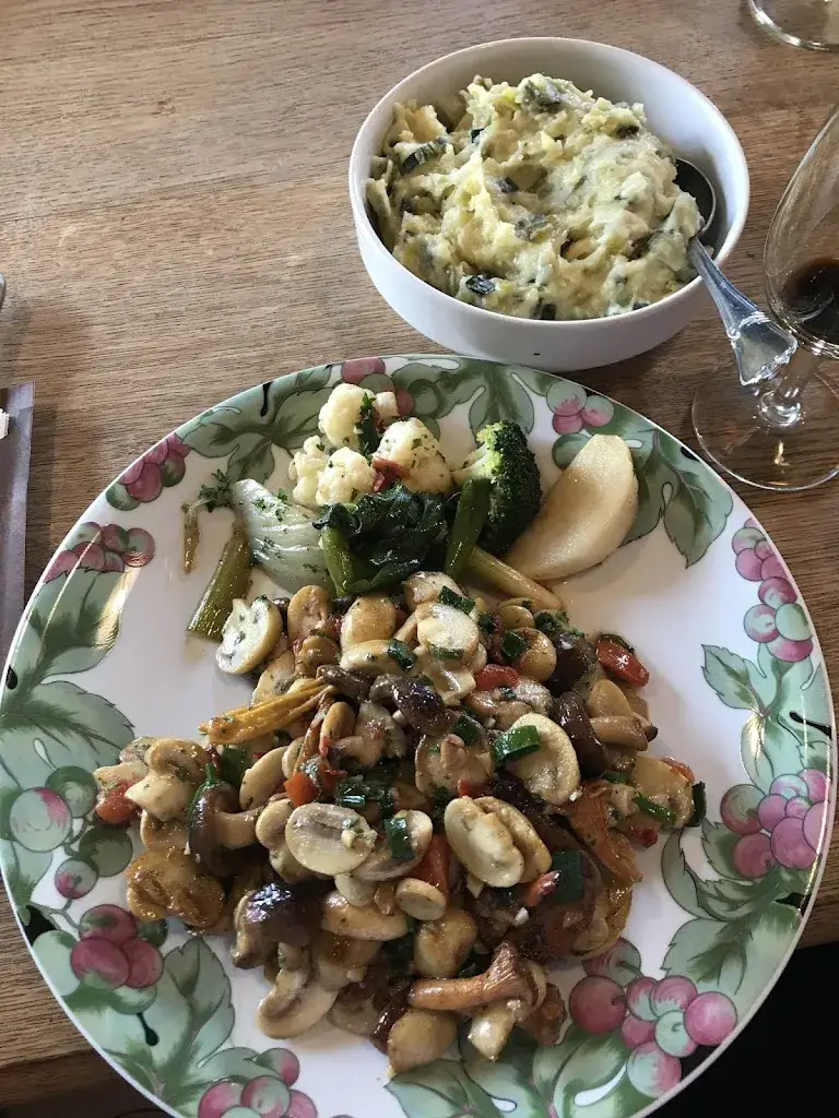 Petra Vanesova_'t Molenhof_Vleteren_avis