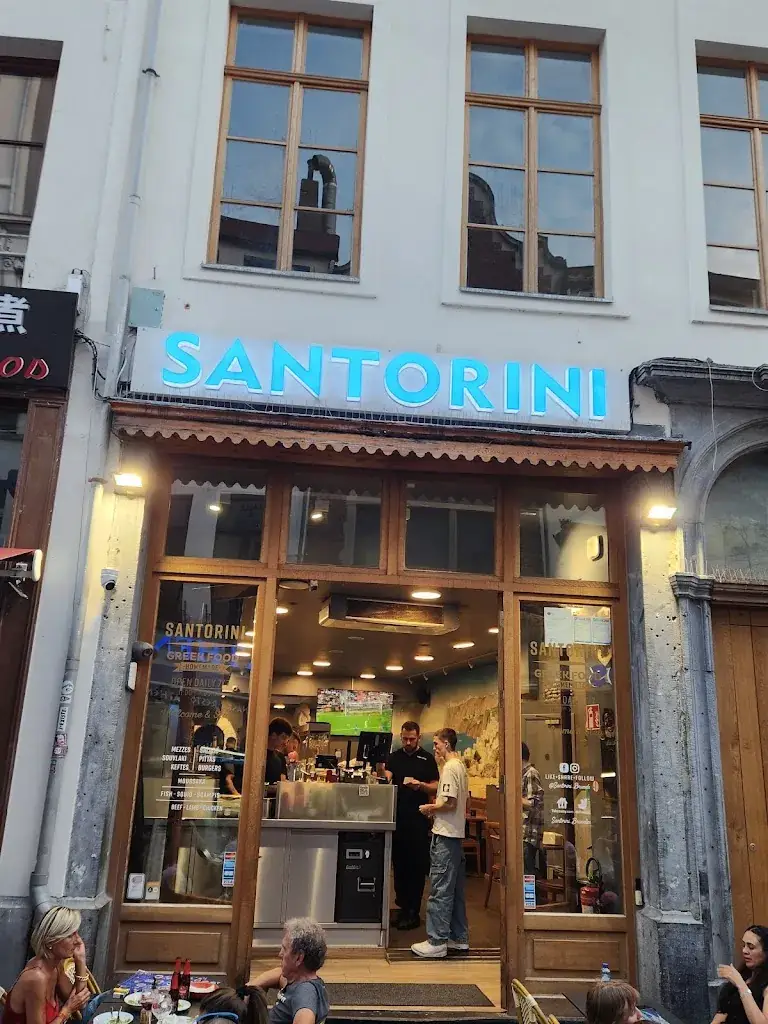 Santorini Brussels Grand-Place_Bruxelles_slider_image_3