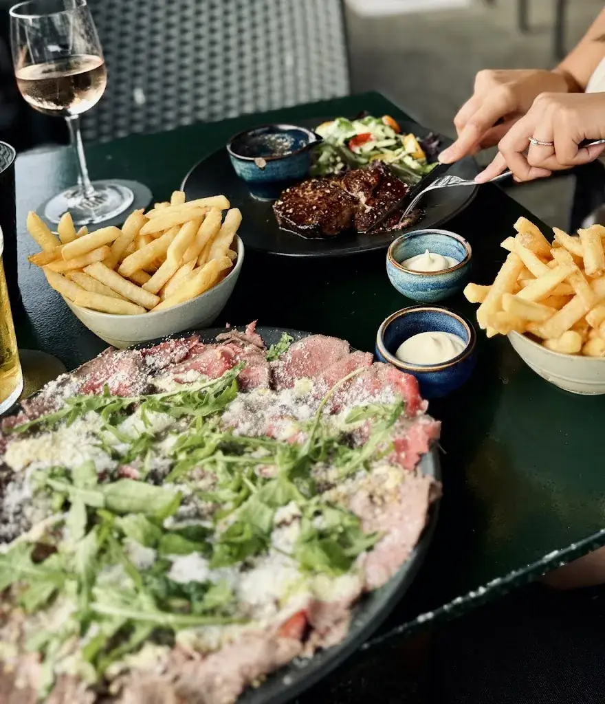 Masrichter_Baloe Bubbles and Bites_Haan_review