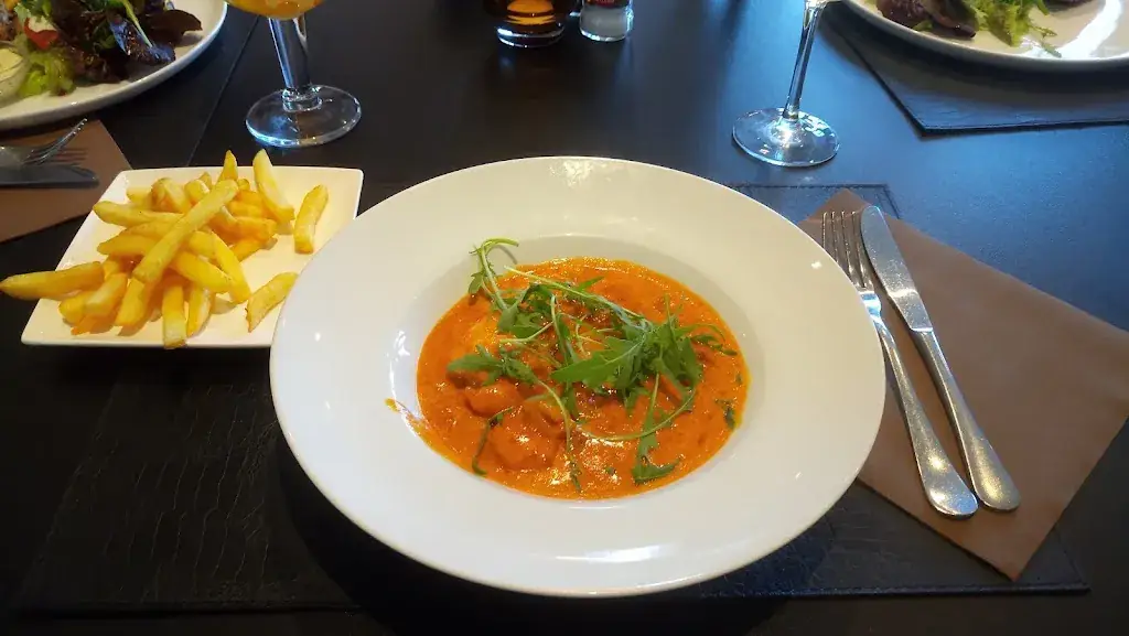 Pierre Thys_Taverne Feestzaal Beukenhof_Buggenhout_review