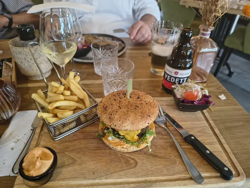 Monica Citi_Eetcafé De Grens_Londerzeel_review