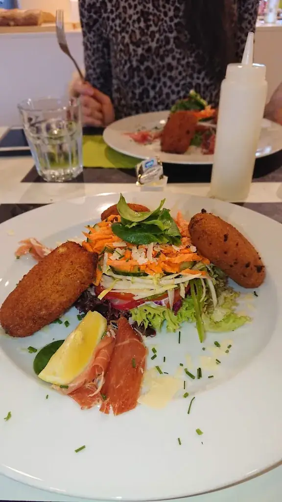 Menü_lunchbar NOON Deerlijk_Deerlijk_Bild_8