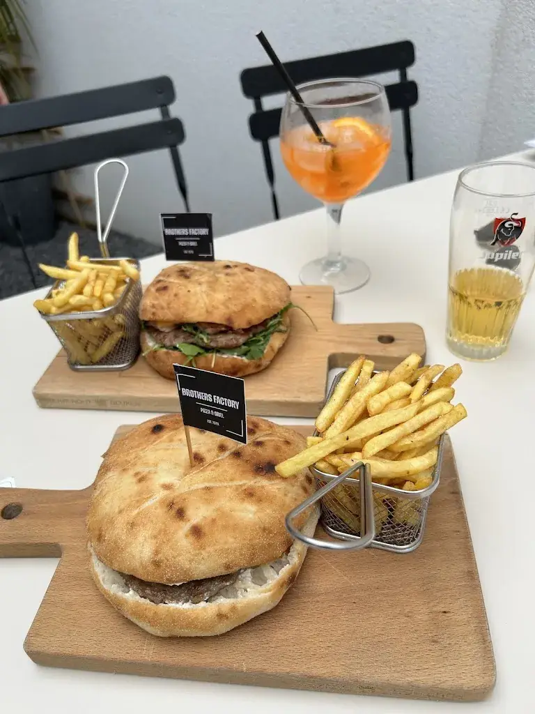 Nicole Zorica_Brothers Factory_Dendermonde_avis