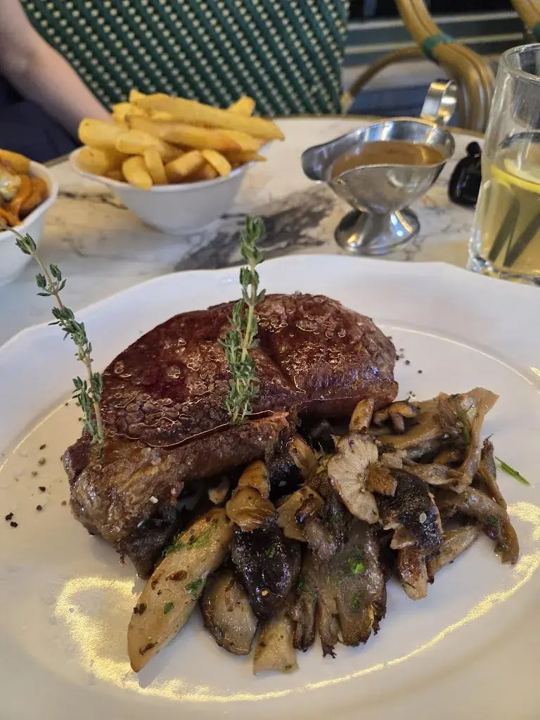 Emma V_Restaurant Rotisse_Bruxelles_review