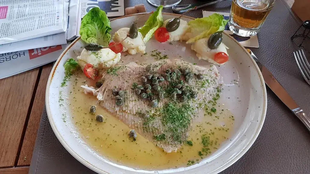 JL K_Leopold 1 Restaurant Brasserie_Panne_review