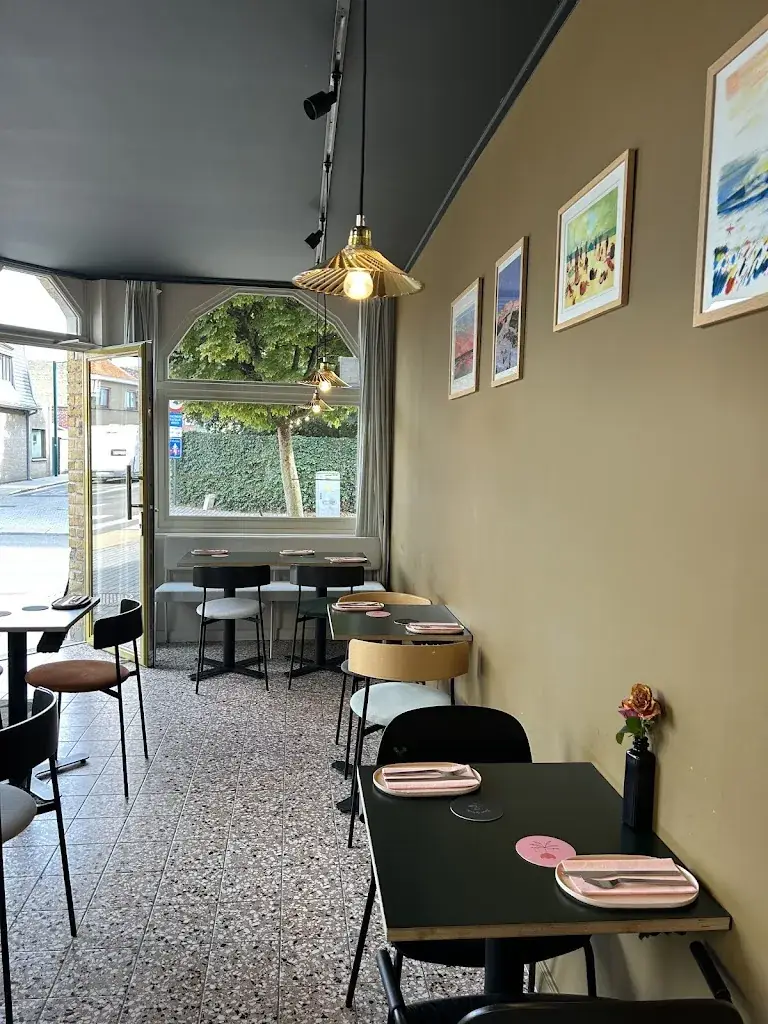 Petit Comité_Panne_slider_image_2