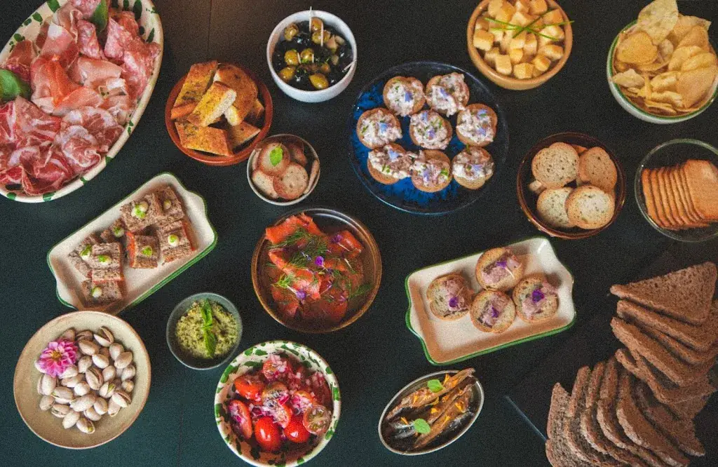 Petit Comité_Panne_slider_image_3