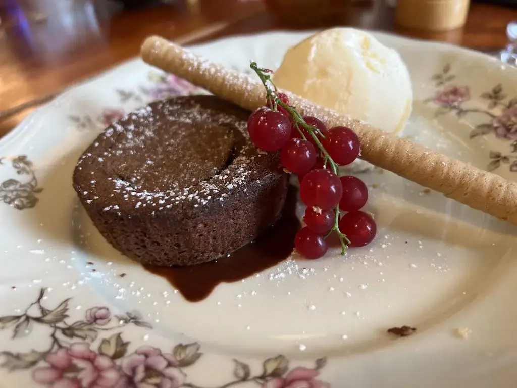 Alena Zvereva_MaReine_Deinze_avis