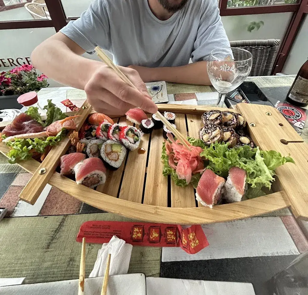 Natalya Gasparean_Sushi Bar Denderleeuw_Denderleeuw_Bewertung