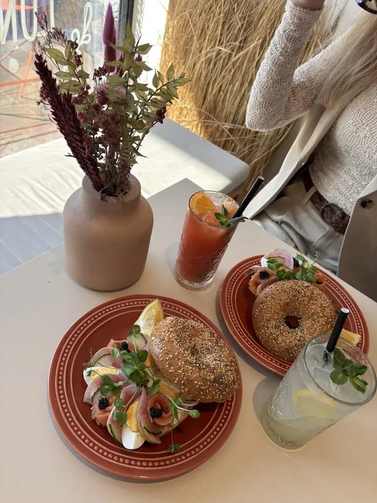 Lo Dene_Koren_Aalter_review