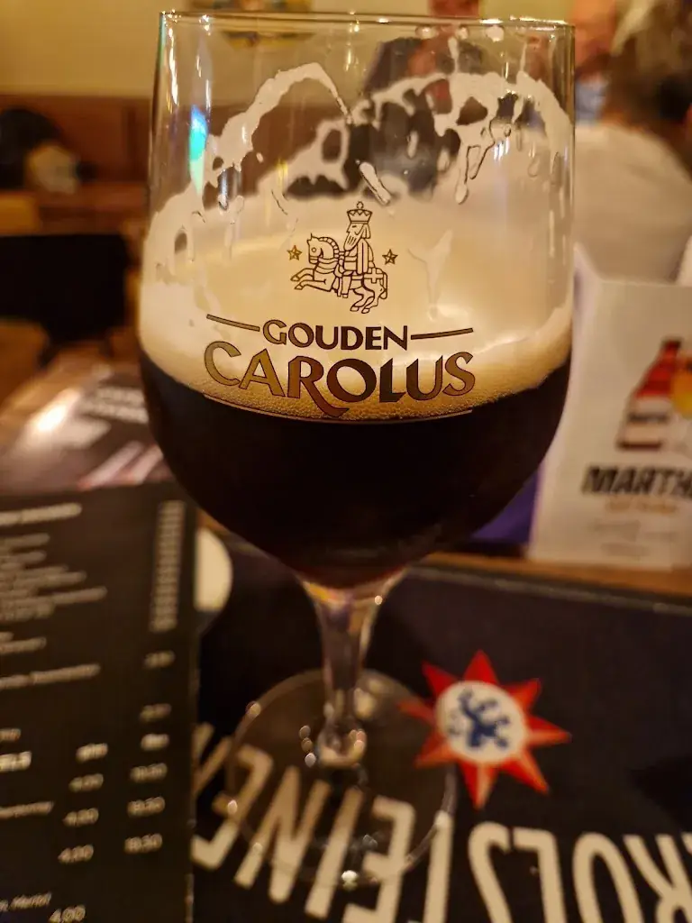 Neil Allen_Café Standaard_Denderleeuw_review