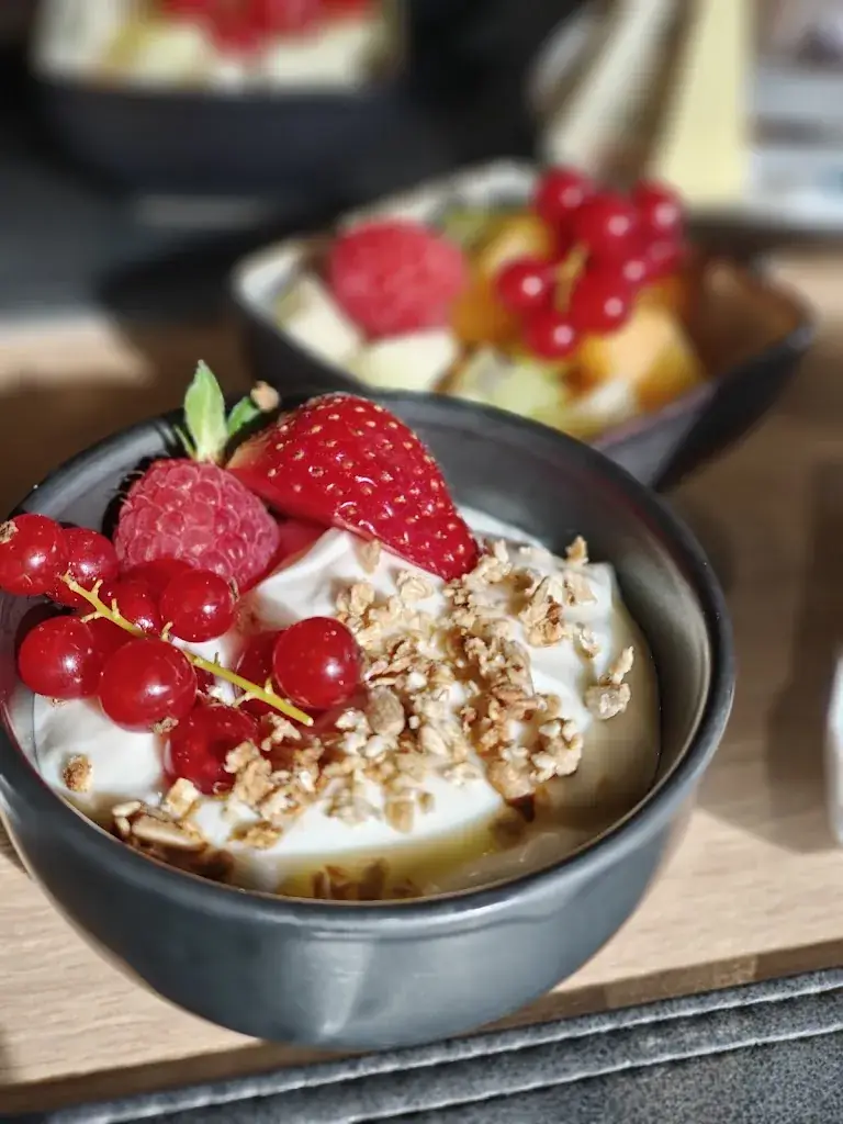 Raf Troch_Bossuzanne_Liedekerke_review