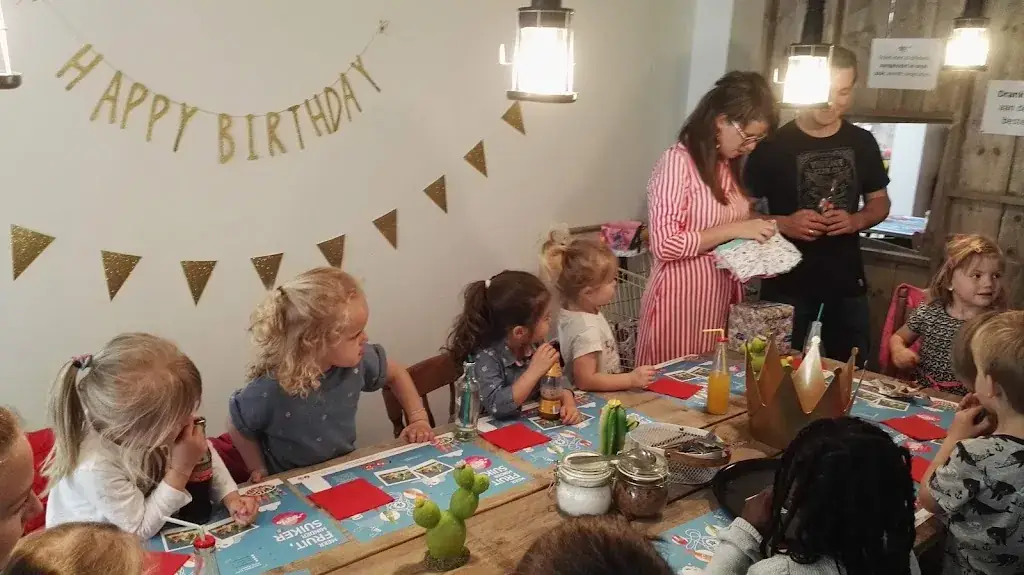 Binnenspeeltuin / brasserie KAKELBONT_Denderleeuw_slider_image_2