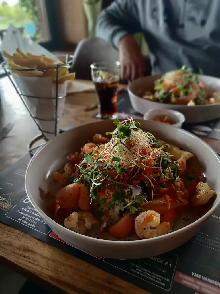 Michal Wielosik_De Mandelvijver_Dentergem_review