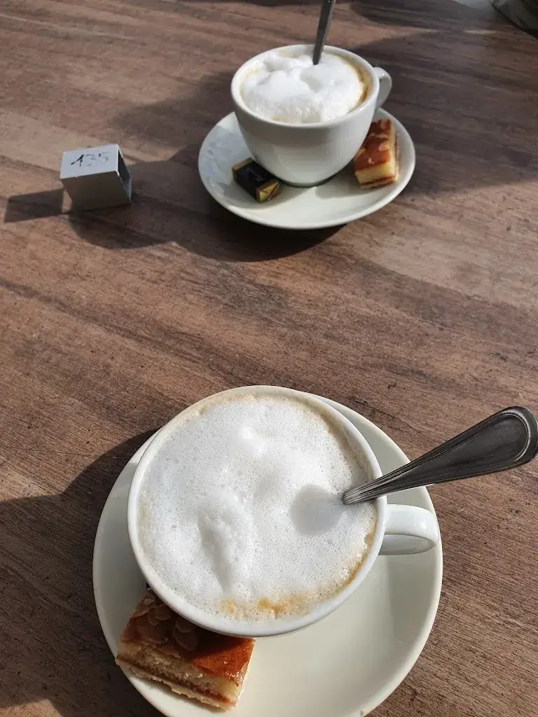 M. Nalbancheva_t Koffieboontje_Aalter_review