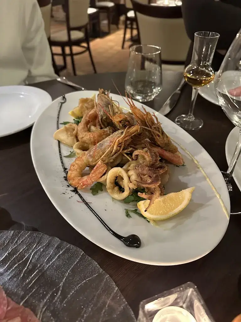 Andrija Perovic_Sole di Napoli_Bruxelles_Bewertung