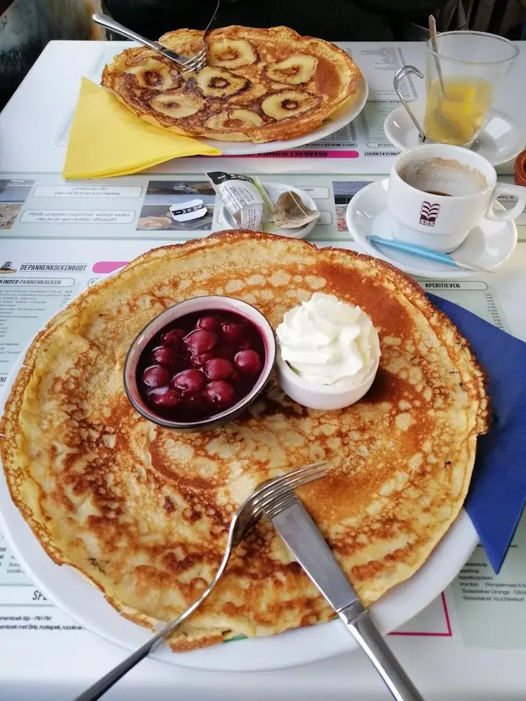 Robbe Maselis_Pannenkoekenboot Dessel_Dessel_reseña