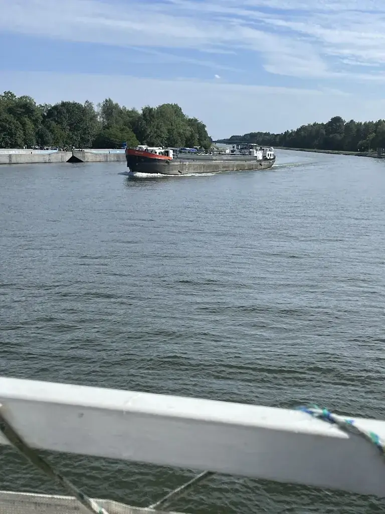 Bertram Schott_Pannenkoekenboot Dessel_Dessel_reseña