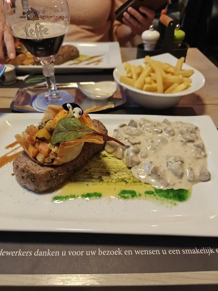 Frank Daniels_Patron Koffie en Eethuis PAT-RON_Diepenbeek_review