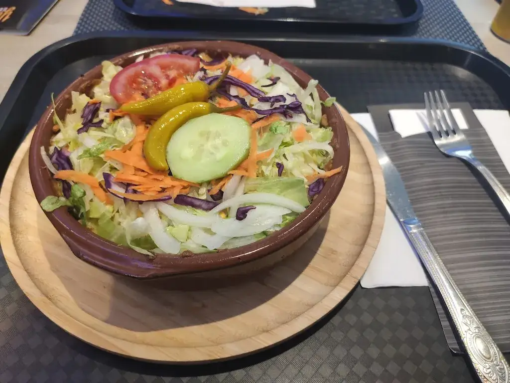 Kris Smeers_Yilmaz Eethuis_Diepenbeek_avis