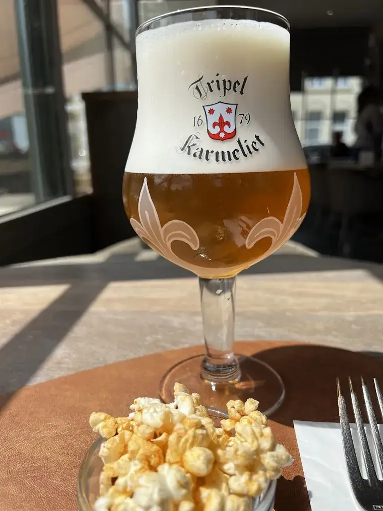 Nicolás Pinto Schulz_Ter Rivierenhof (Restaurant/Taverne) gelegen buiten het park!_Antwerpen_review