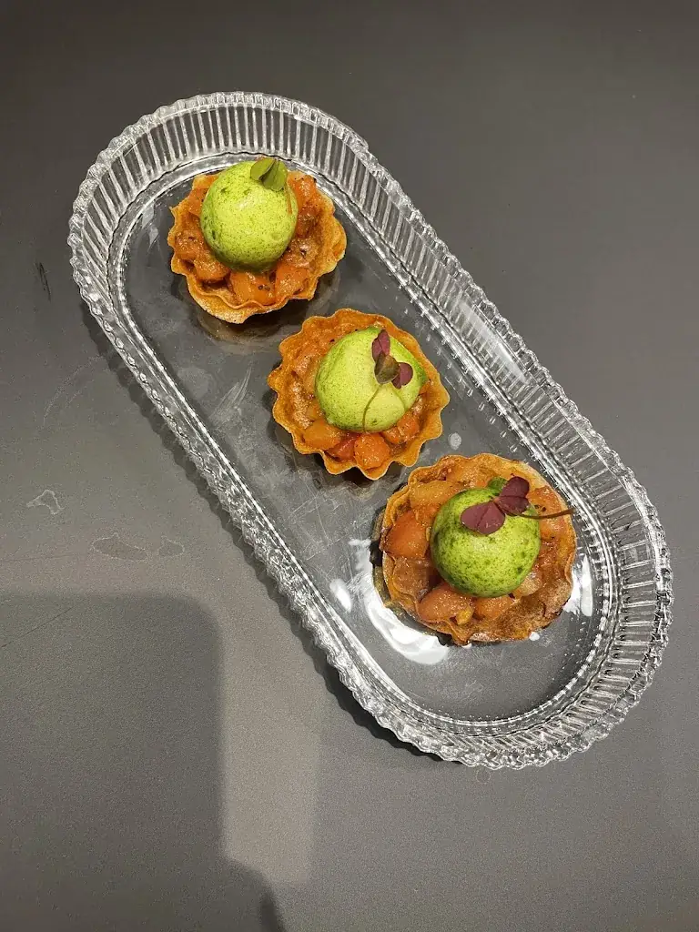 Julie Merckx_Lef_Destelbergen_review