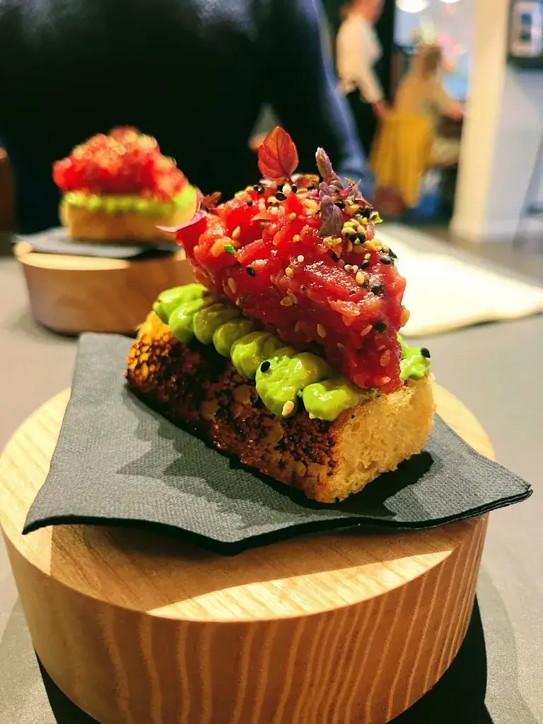 Lex Van Nieuwenhuyse_Madock_Destelbergen_review