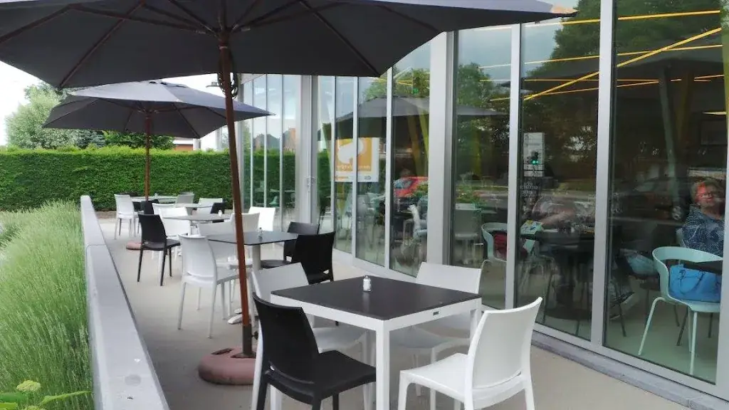 Frituur 't Klein Kasteeltje_Diksmuide_slider_image_1