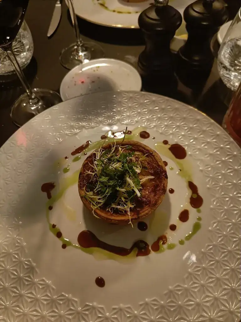 Luna Cuypers_Jerome_Diest_review