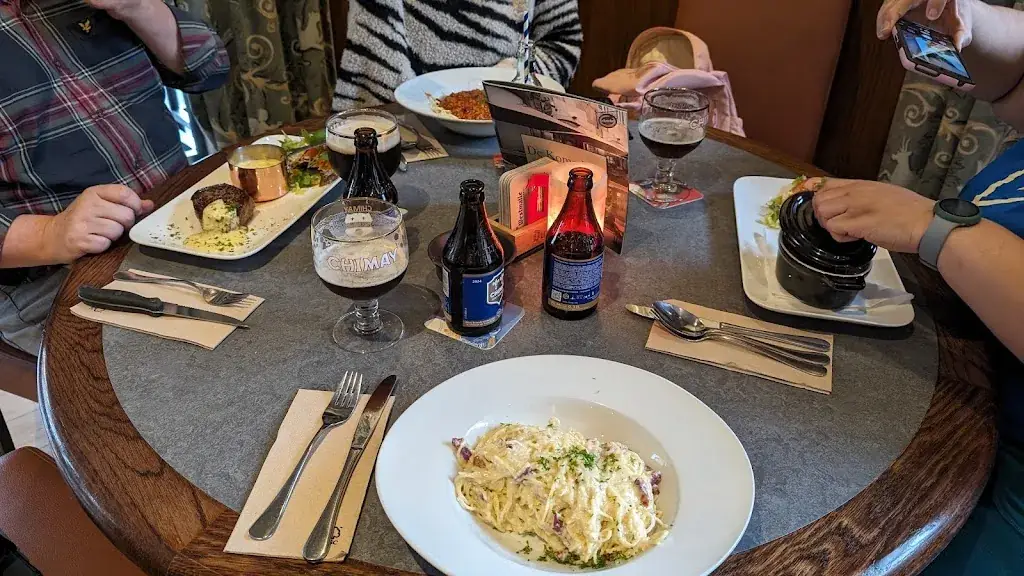 Fen “Fenny” TheFur_De Komediant_Diest_review