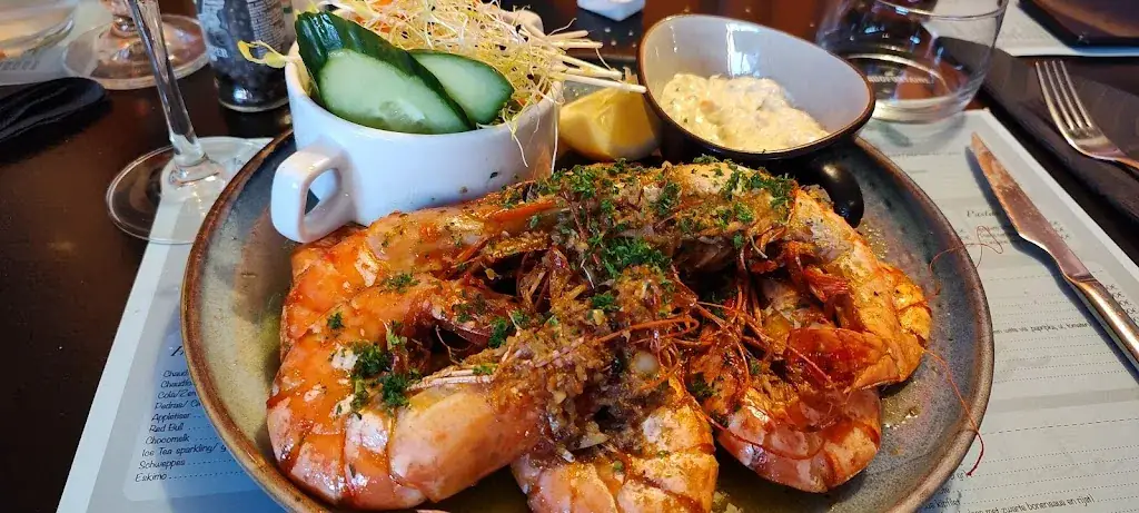 Pedro Freitas_Delicia by Elisabete_Duffel_review