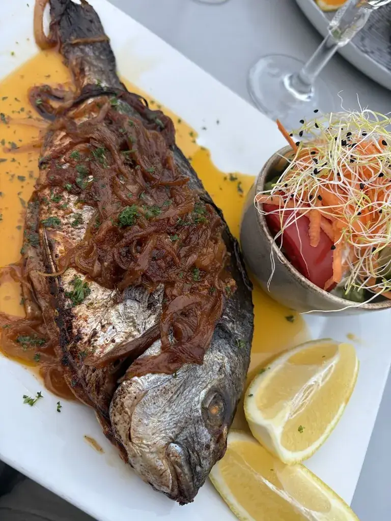 Delicia by Elisabete_Duffel_slider_image_3