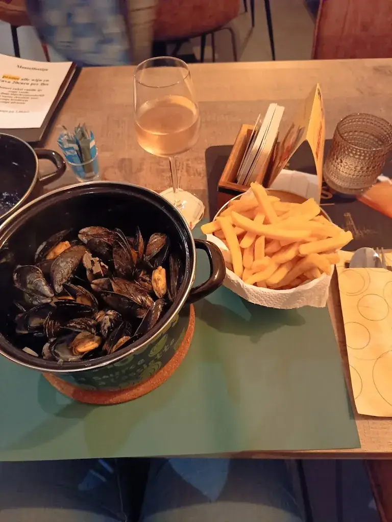 Menu_Eet en praatcafé Den Oost_Duffel_image_4