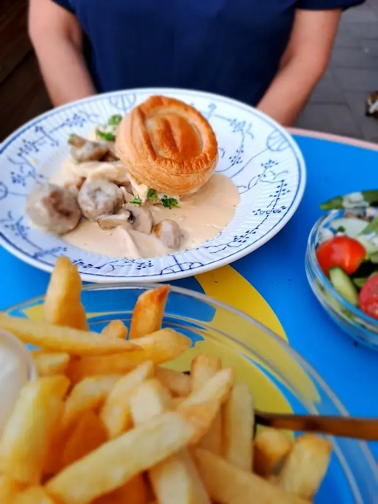 Daan “Dakke” Lombardy_Den ouden Burgemeester_Sint-Katelijne-Waver_review