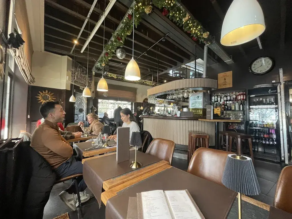 Mav “Maveric” eric_'t Verwenkaffee Kasteelzicht_Dilbeek_review